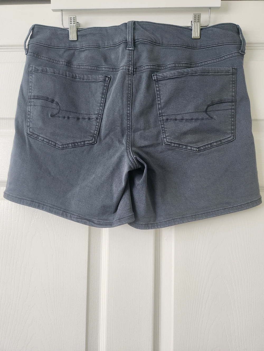 American Eagle Women’s Gray Jean Shorts - Woman's 16 - Picture 5 of 7